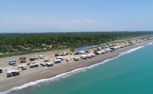 Antalya'da bulunan Kumköy sahili vatandaşların akınına uğradı! - Resim: 3