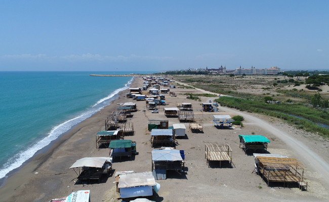 Antalya'da bulunan Kumköy sahili vatandaşların akınına uğradı! - Resim: 4