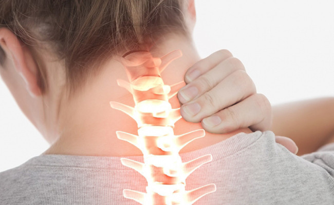 Cep boyun hastalığı nedir belirtileri nelerdir? Uzun süre telefon kullananlar dikkat! - Resim: 2