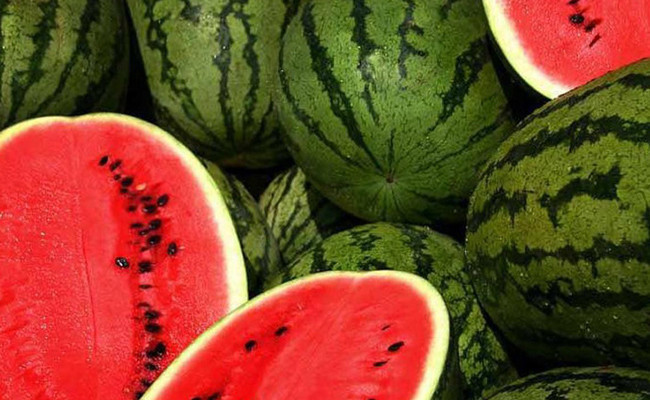 Karpuzun 8 önemli faydası! Ödem azaltıyor kasları rahatlatıyor - Resim: 1