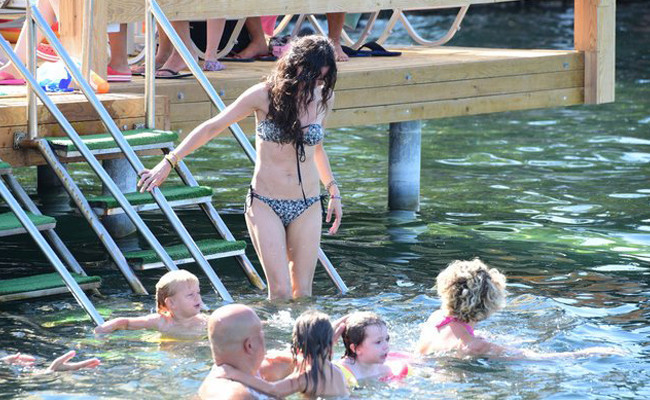 Hande Ataizi'nin maşallahı var kim der ki 44 yaşında! - Resim: 3