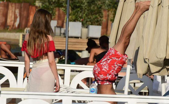 Asena Atalay'la aşkı olay olan Tan Taşçı yeni sevgilisiyle sarmaş dolaş! - Resim: 4