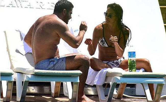 Ebru Şallı'nın paylaştığı fotoğrafta o detay dikkatlerden kaçmadı! - Resim: 1