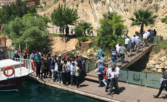 Güneydoğu'nun Bodrum'u ziyaretçi akınına uğruyor! - Resim: 4