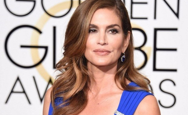 90'lı yıllara damga vurmuştu! Cindy Crawford güzellik sırrını itiraf etti - Resim: 4