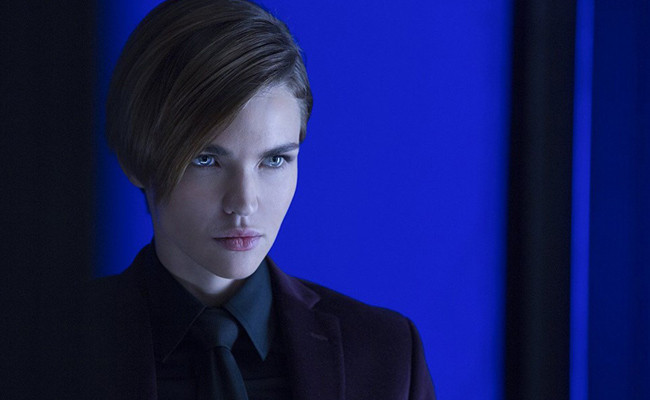 Eşcinsel oyuncu eleştirilere dayanamayınca hesabını kapattı - Resim: 4