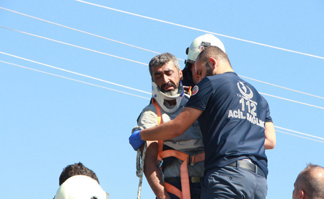 Verilmiş sadakası varmış! Elektrik akımına kapıldı trafoda mahsur kaldı - Resim: 2