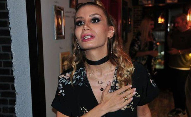 İrem Derici'nin klibi çalıntı çıktı! Kopyala yapıştır yapmış resmen - Resim: 1