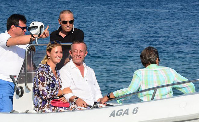 Ali Ağaoğlu ortanca hanımı Petek Ertüre ile barıştı! - Resim: 2