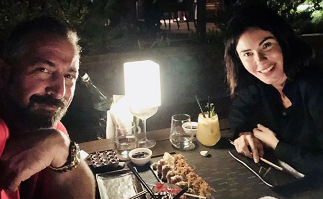 Cem Yılmaz'dan bir ilk! Dikkat çeken Defne Samyeli paylaşımı - Resim: 2