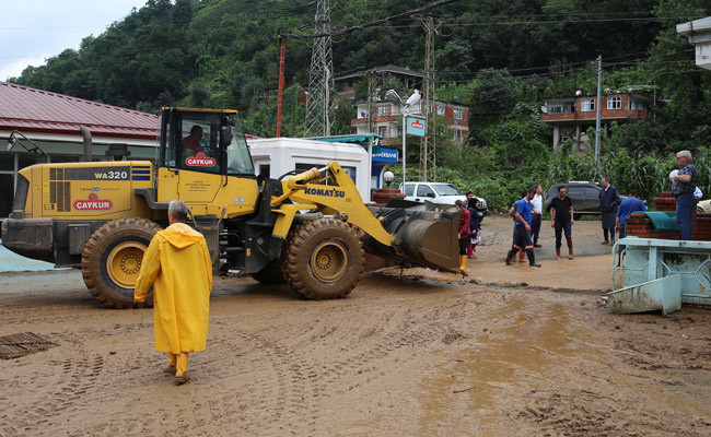 Rize'de sel ve heyelanın verdiği hasar ortaya çıktı - Resim: 3