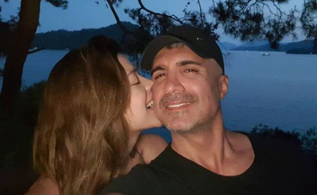 İstabullu Gelin setinde Özcan Deniz'e büyük sürpriz!  - Resim: 1