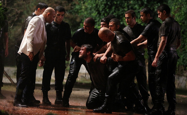 Çukur'a damga vuran Karakuzular'ı bu akşam tanıyacağız!  - Resim: 4