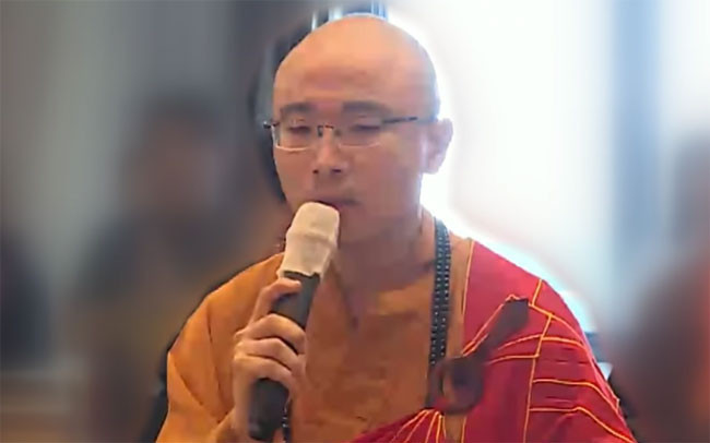 Budist rahip eşcinsel grup partisi yaptı kıskanç sevgili dünyaya ifşa etti - Resim: 1