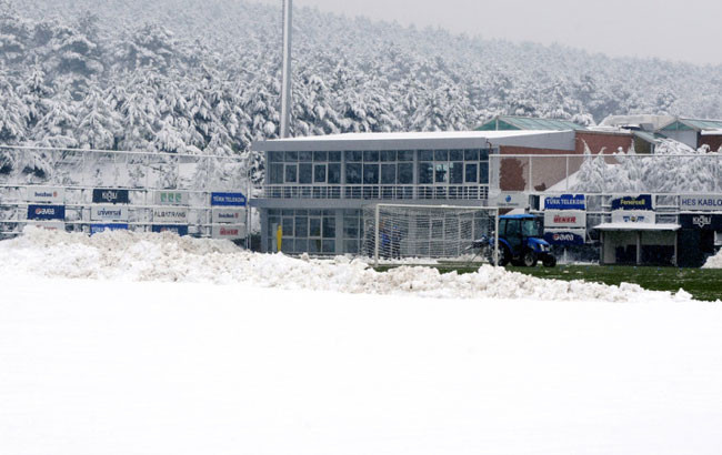 İstanbul bembeyaz! - Resim: 1