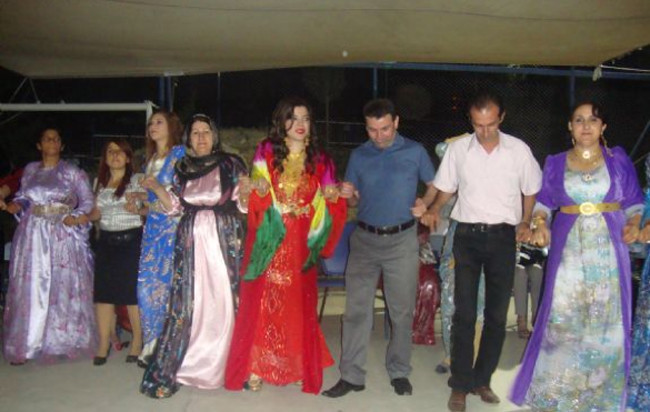 Gelin altınları taşıyamadı! - Resim: 1