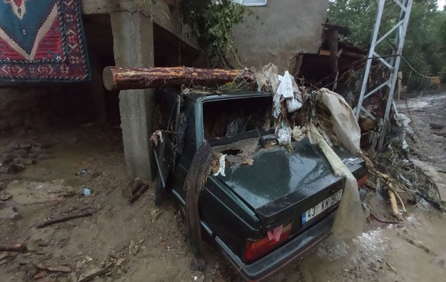 Kütahya'da sel felaketi iki köyde hasara neden oldu - Resim: 2