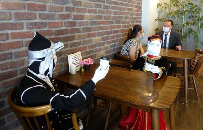 Sosyal mesafe efsanesi çöktü! Bilim insanları bir korona önlemini çöpe attı - Resim: 4