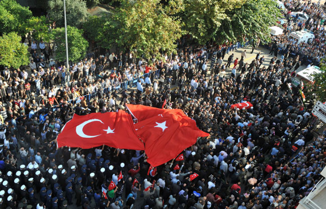 Şehit annesinden örnek davranış - Resim: 3