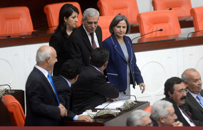 Meclis yeni yasama yılına böyle girdi - Resim: 1