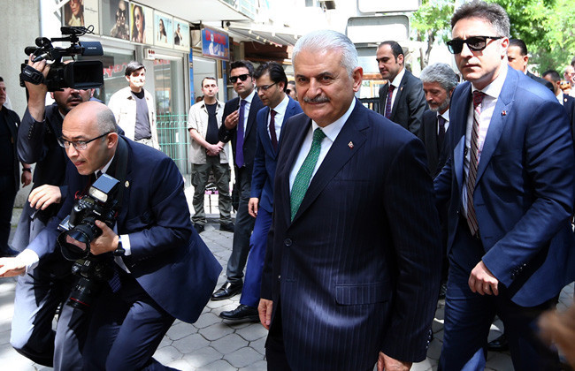 Yıldırım ve Bahçeli Erdoğan'ın adaylığı için YSK'da!  - Resim: 3