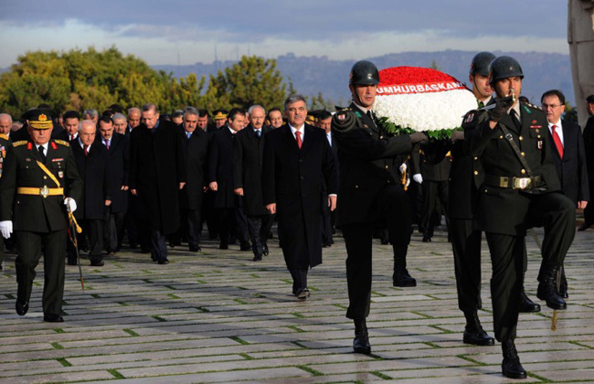 Devlet erkanı Anıtkabir'de buluştu - Resim: 2
