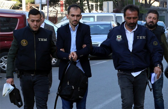 En bomba FETÖ gözaltıları hakim, savcı ve öğretmen... - Resim: 2