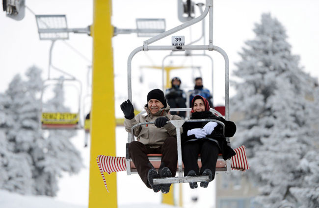 Bülent Arınç'ın kar keyfi - Resim: 2