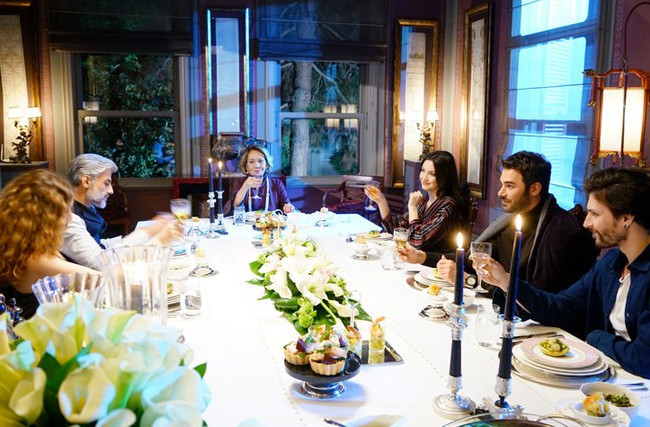 Show TV'nin yeni dizisi Servet'in oyuncuları kimdir konusu ne? - Resim: 2