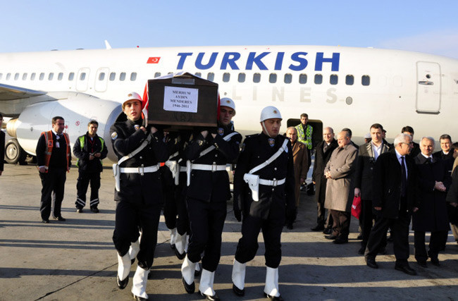 Aydın Menderes son yolculuğuna uğurlanıyor - Resim: 2