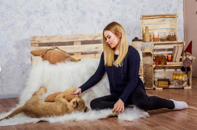 Duşta şarja taktığı telefon şampiyon dövüşçüyü öldürdü - Resim: 4