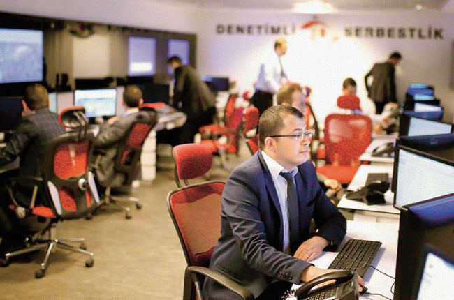 Ev hapsindekiler nasıl takip ediliyor? Alkol takibi var mı?.. - Resim: 1