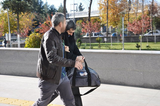 FETÖ Bylock listeleri memurlar, polisler, öğretmenler... - Resim: 1