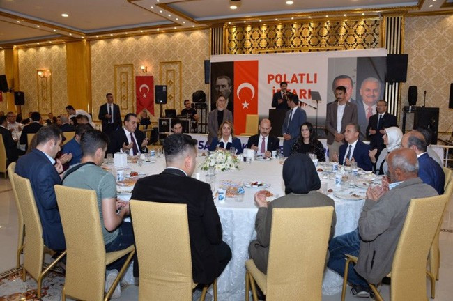 Süleyman Soylu Polatlı'da iftara katıldı - Resim: 1
