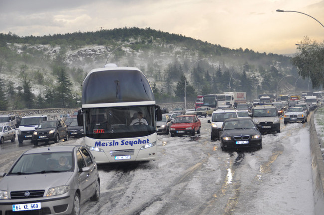 Sağanak ve dolu Ankara'yı felç etti - Resim: 3