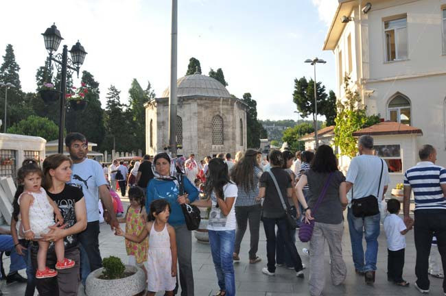 Bir başkadır Eyüp'te Ramazan! - Resim: 2