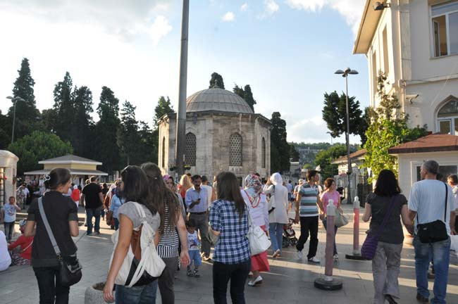Bir başkadır Eyüp'te Ramazan! - Resim: 3