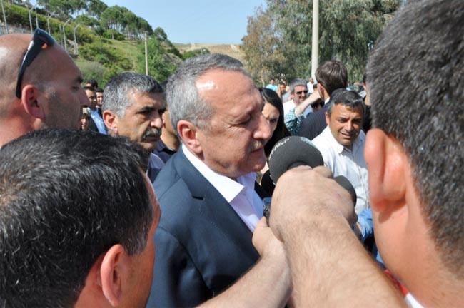 Mehmet Ağar cezaevine böyle girdi - Resim: 3