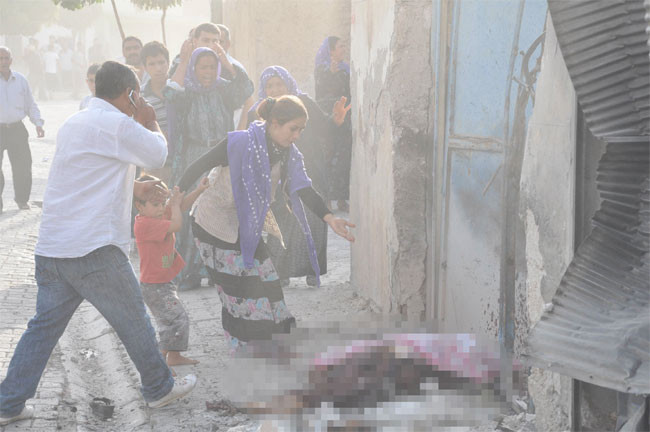 Bombanın düştüğü evin şok görüntüsü - Resim: 3