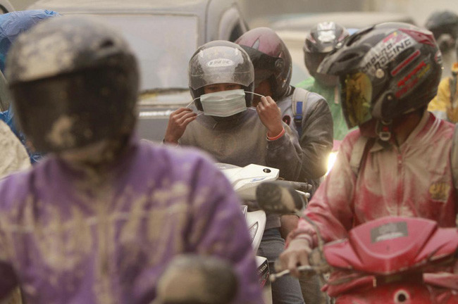 Gündüz vakti karanlığa gömüldüler - Resim: 4