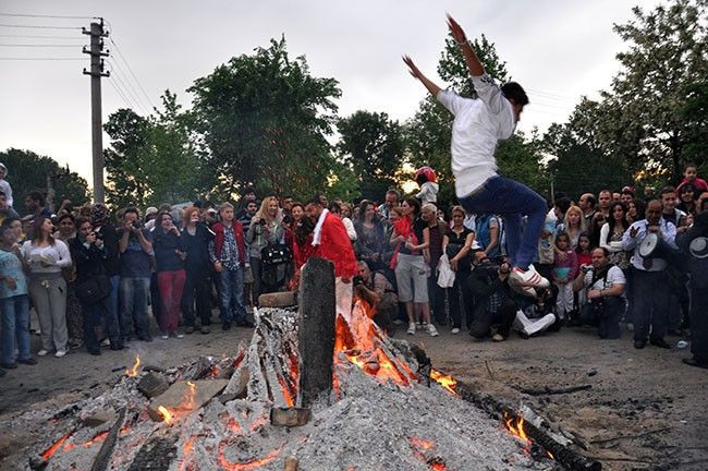 Hıdırellezde gül ağacı yoksa ne yapılır dilek duası nasıl? - Resim: 1
