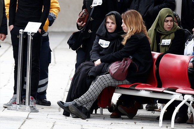 Şehitler son yolculuklarına uğurlandı - Resim: 3