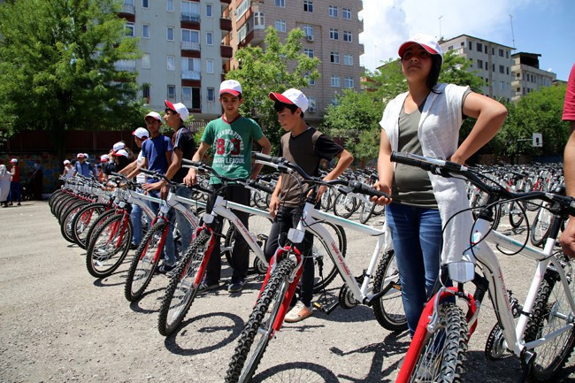 Diyarbakır'da 5 bin 466 kişiye bisiklet dağıtıldı - Resim: 3
