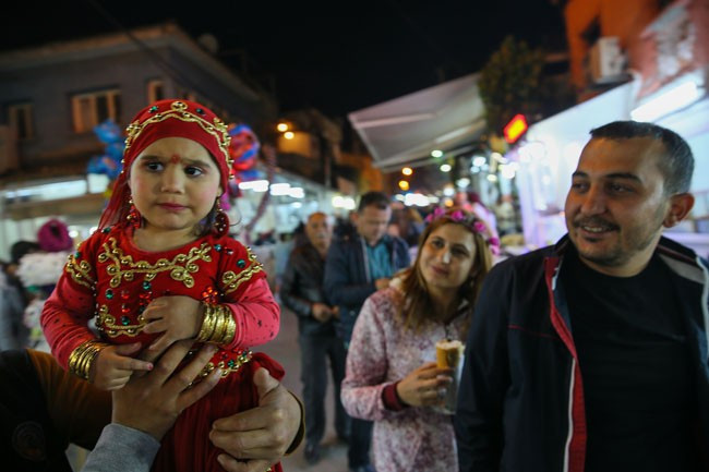 İzmir'de renkli Hıdırellez kutlaması - Resim: 4