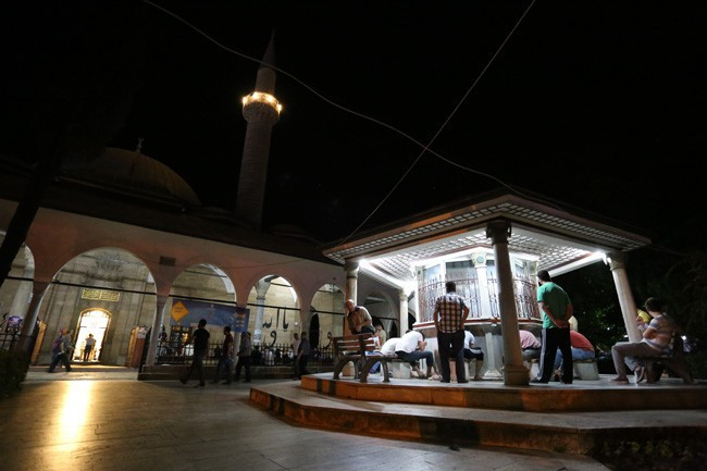 Kadir Gecesi'nde camiler doldu taştı - Resim: 3