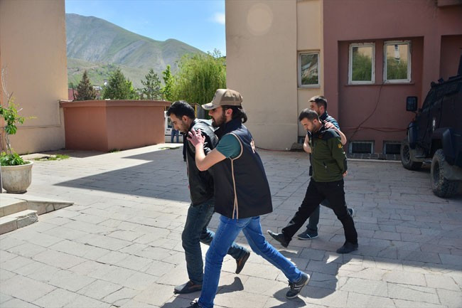 İhraç edilenler listede! 43 ilde büyük operasyon polis, komiser.. - Resim: 1