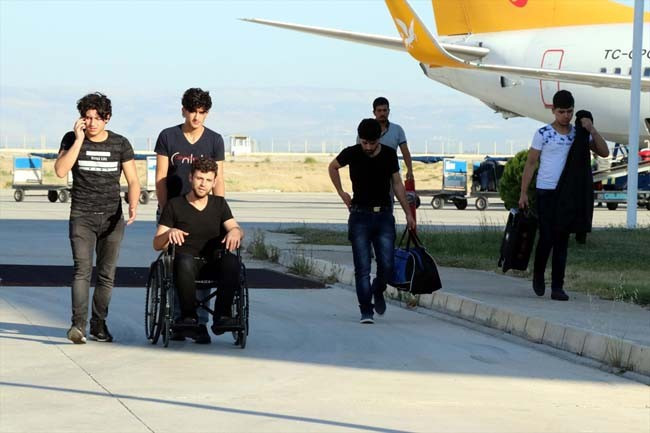 Suriyeli anne ve bebeğin cenazesi İdlib'e gönderildi - Resim: 2