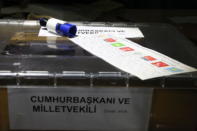 Bu seçim anketi sonuçları bomba! AK Parti meclis çoğunluğunu...  - Resim: 3