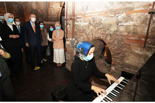 Erdoğan'dan KADEM'in sergisine ziyaret - Resim: 2