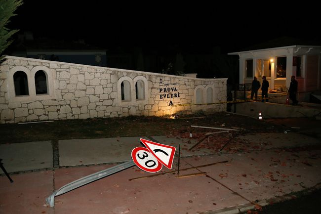 İzmir'de felaket üstüne felaket! - Resim: 4